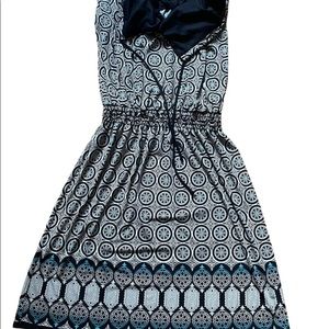 EUC Size Medium Max Studio Geometric Print Dress